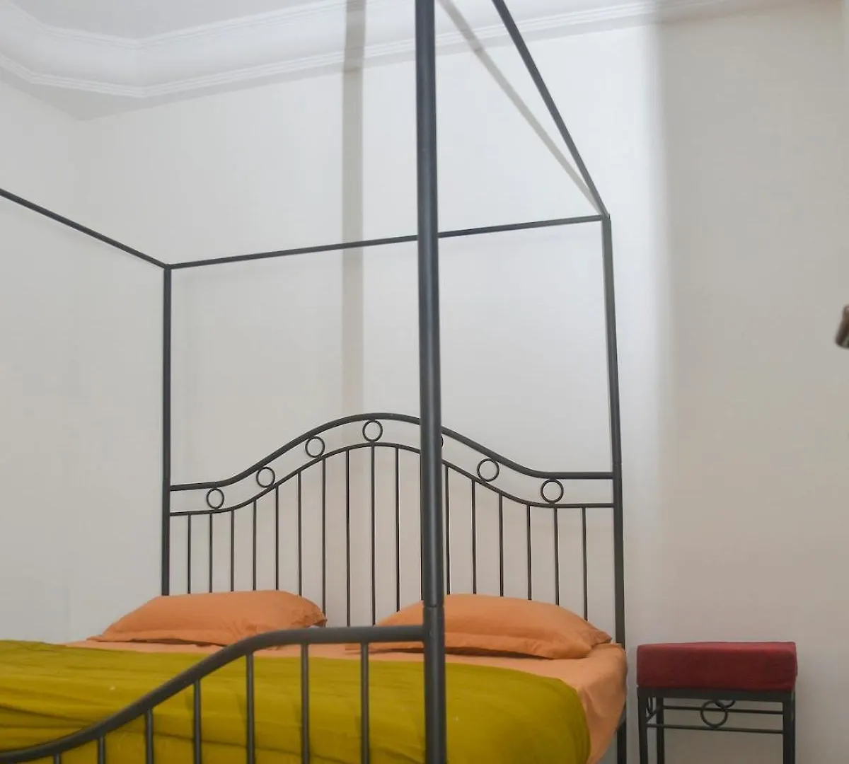Modern 2-Bedroom Flat In Central Ouakam, דקר דירה